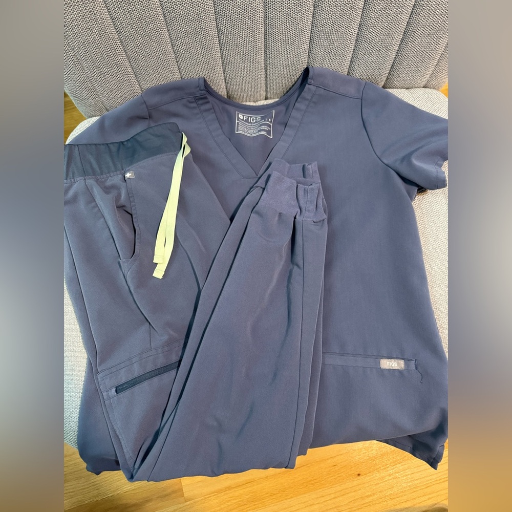 Figs Space Navy Scrub Set